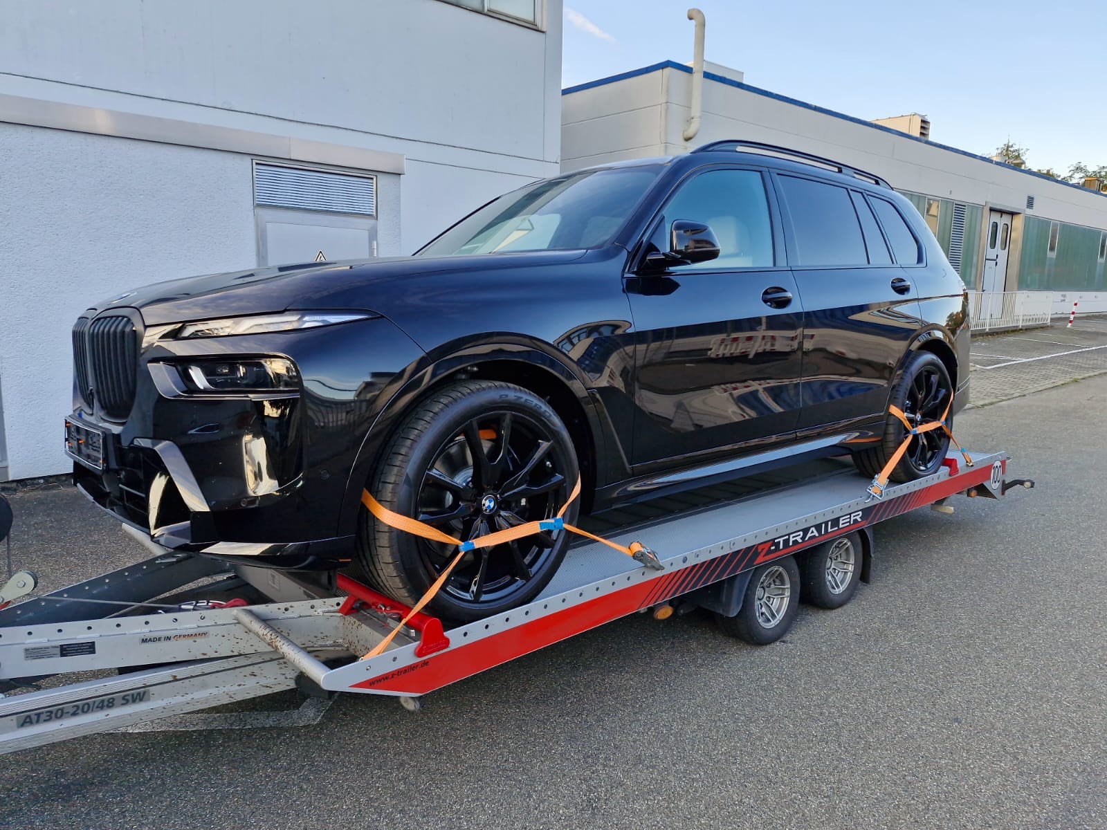 BMW_SUV_2